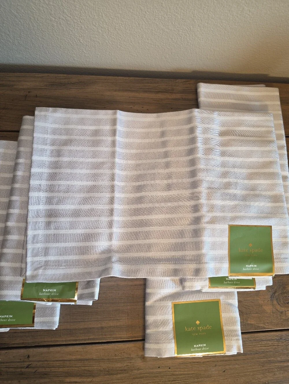 6x kate spade White and Light Gray Striped Napkin Set